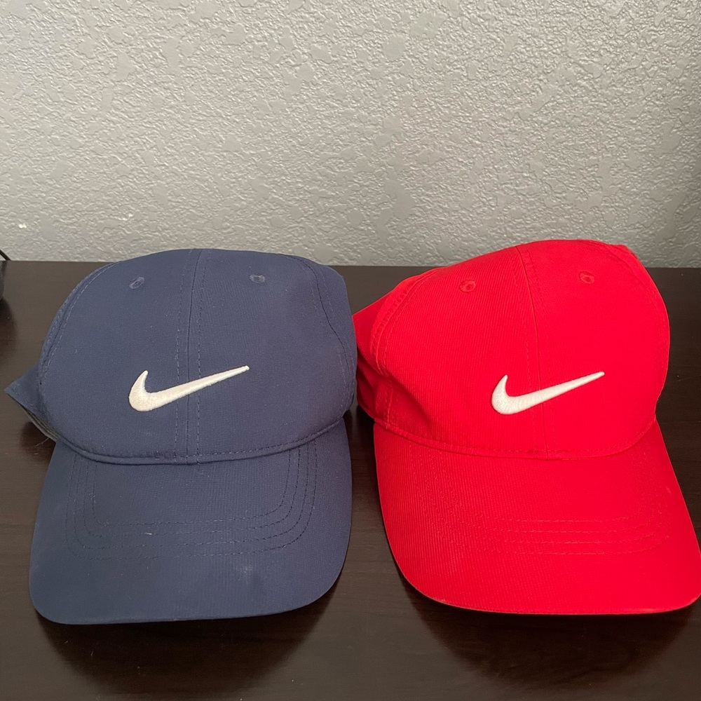Nike Training Hat Pre Owned Red and Navy